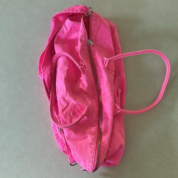 Victoria Secret Pink Bag with sipper 2 straps and crossbody - Picture 8 of 8